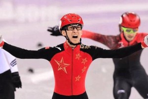  里昂主帅炮轰裁判遭足协公开警告  