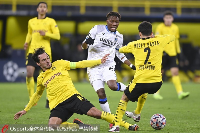  曼城3-0胜曼联，哈兰德双响建功  