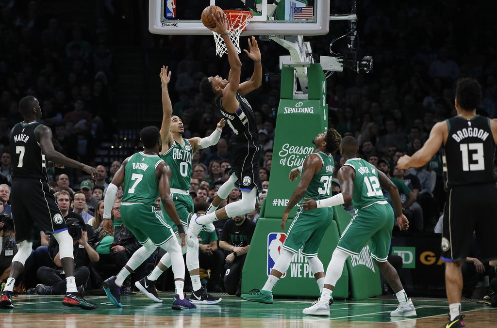 NBA，凯尔特人加时绝杀雄鹿终结对手七连胜